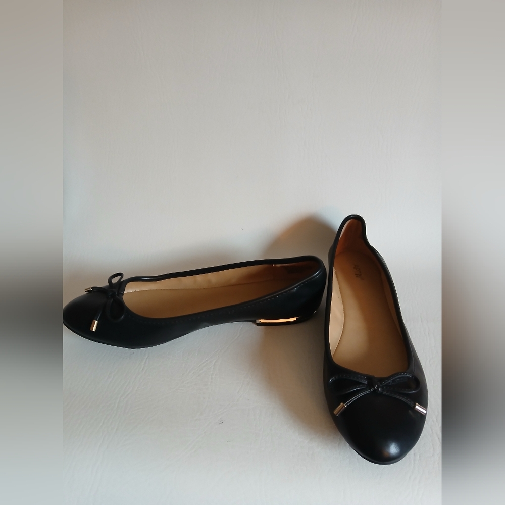 Women's Apt9 black ballet flats round toe Sz8.5M